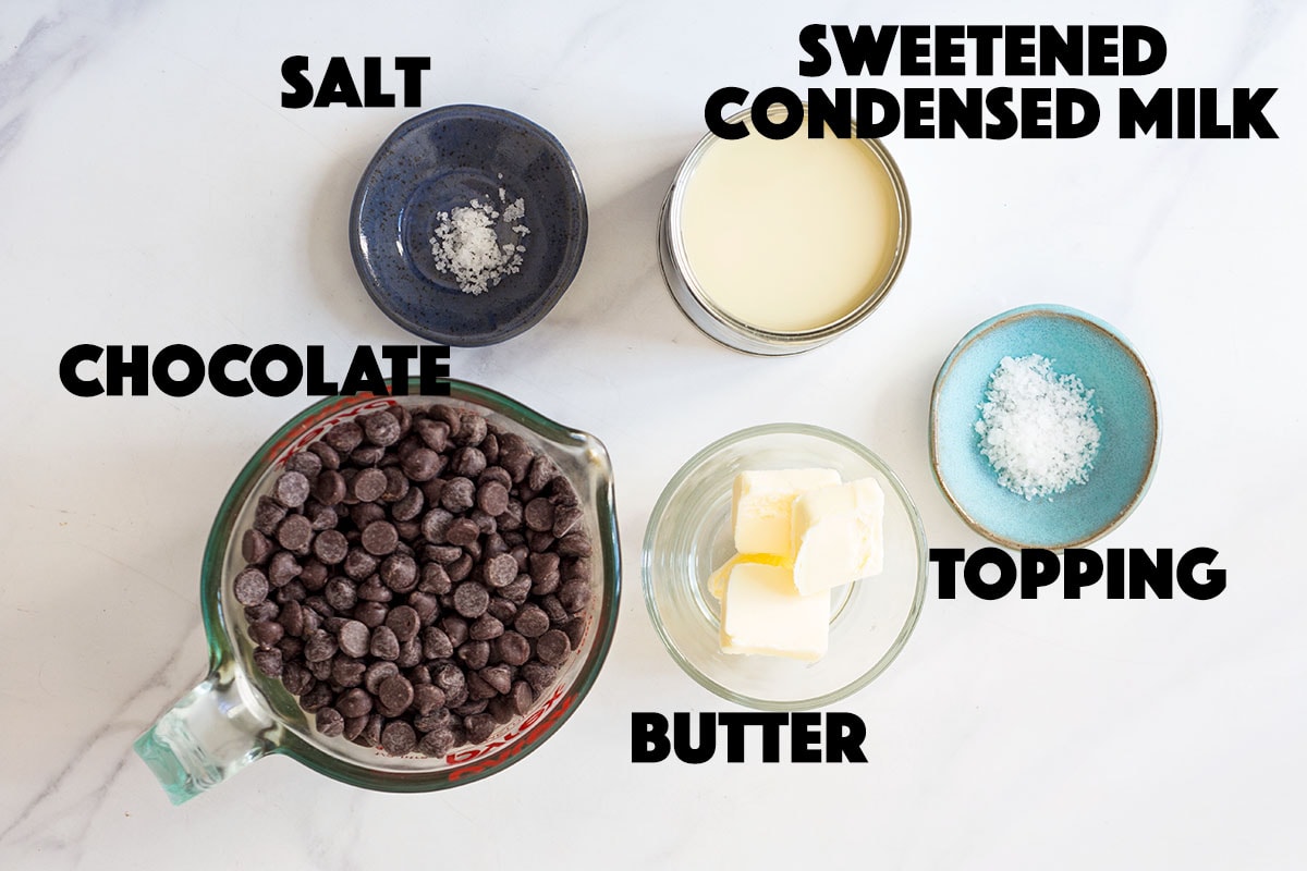 Ingredients for easy fudge on little bowls