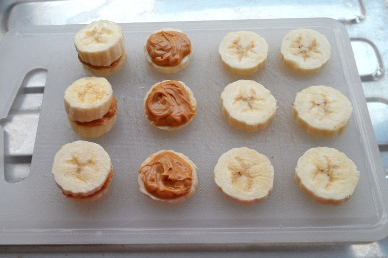 Banana Slices with Peanut Butter