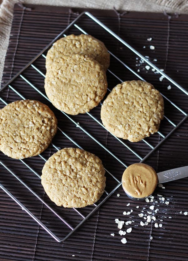 Oatmeal Cookies with Peanut Butter