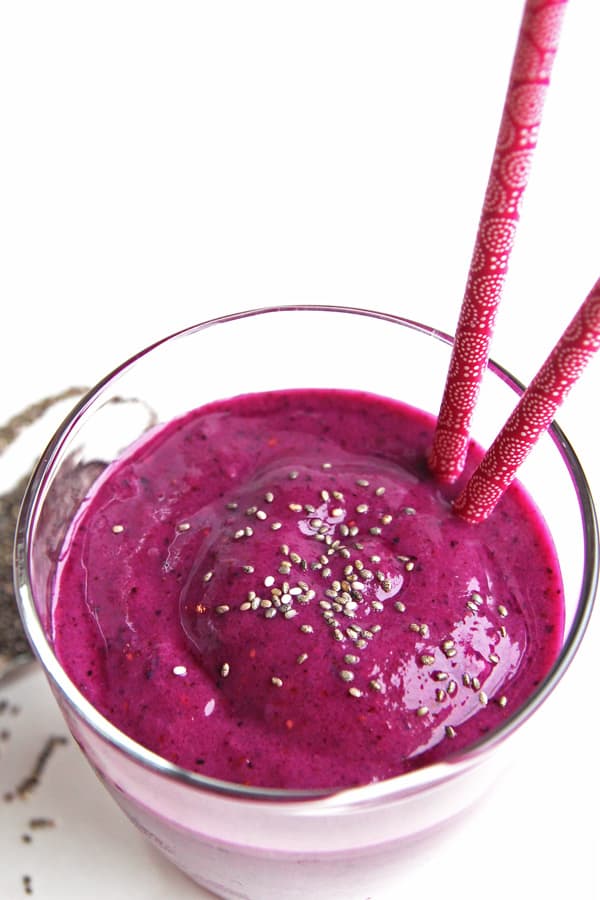 Smoothie with Beets and Berries
