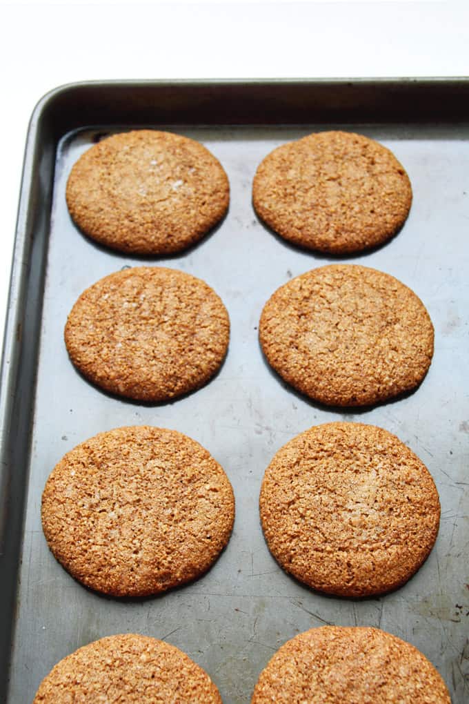 Cookies with Cinnamon and Molasses
