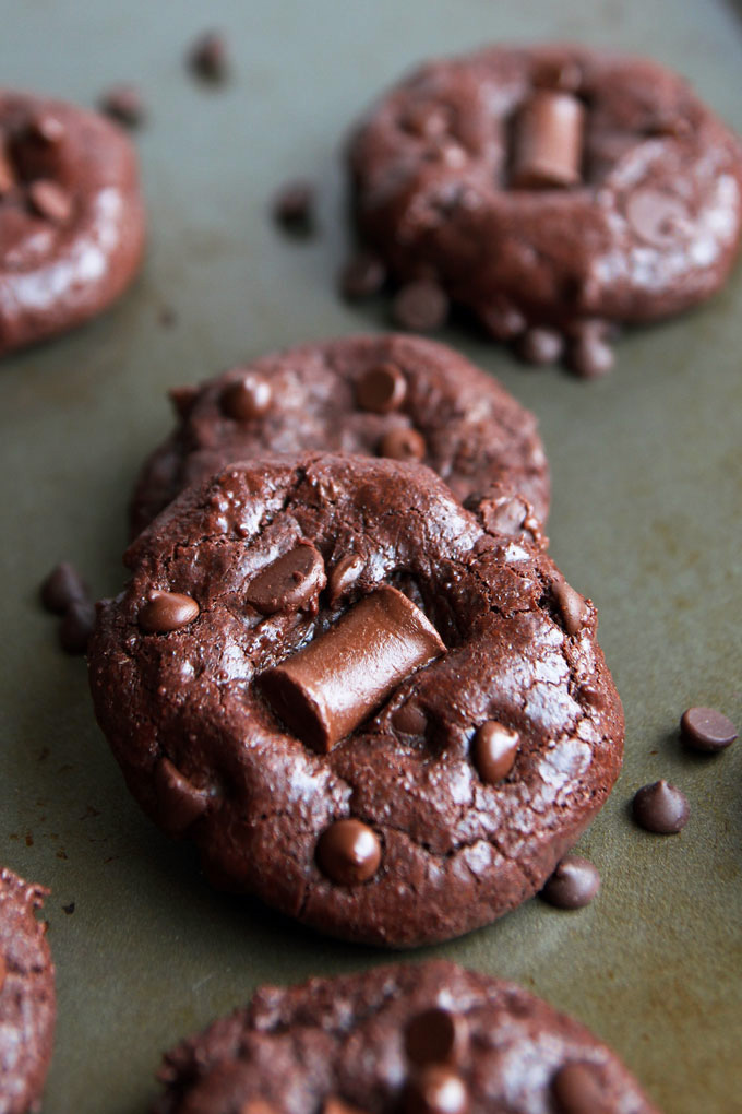 Chocolate Spelt Cookies