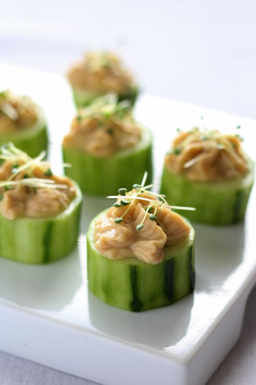 Cucumber Hummus Appetizer Recipe » LeelaLicious