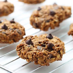 Wholesome Pumpkin Oatmeal Cookies with Chocolate Chips and All-Bran cereal for an extra fibre boost! The recipe for these yummy healthy treats uses whole wheat flour and no refined sugar.
