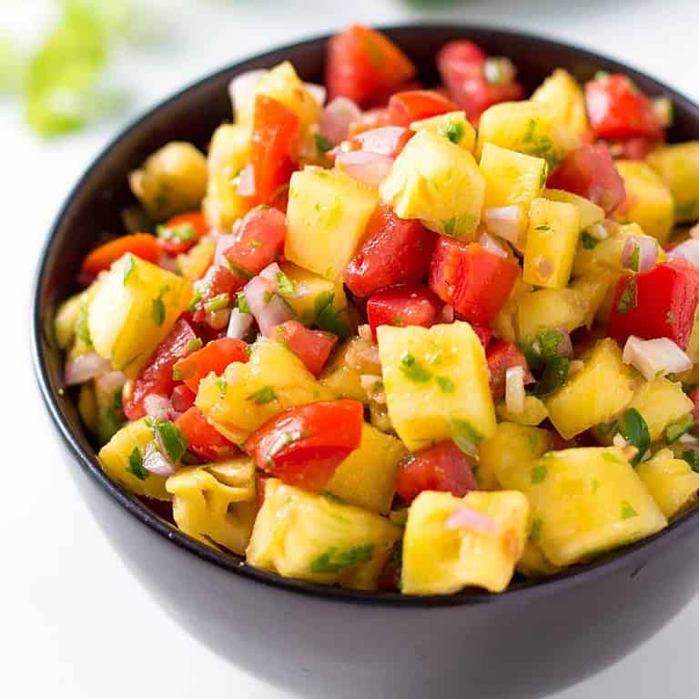 Pineapple Tomato Salsa Recipe » LeelaLicious