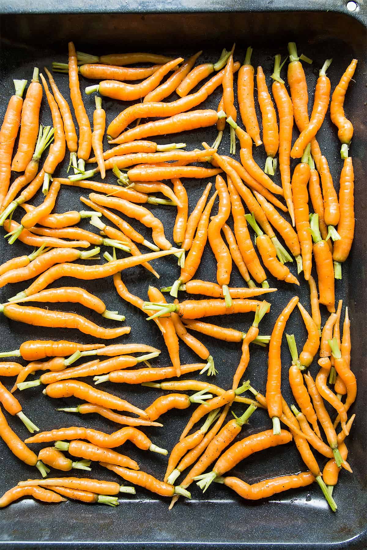 Baby Carrots in Roasting Pan