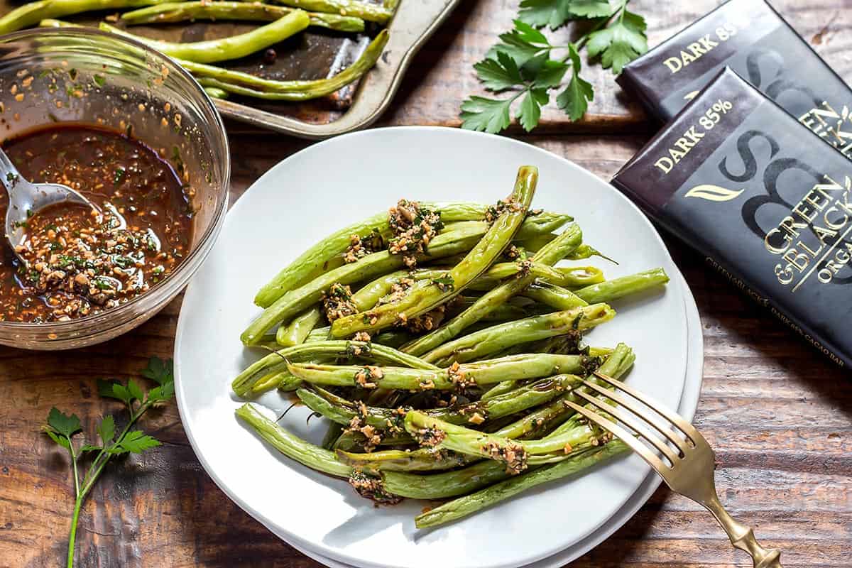 Baked Green Beans with Picada Sauce