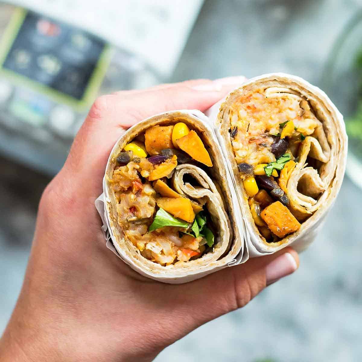 https://leelalicious.com/wp-content/uploads/2019/03/Freezer-Burritos-Recipe.jpg