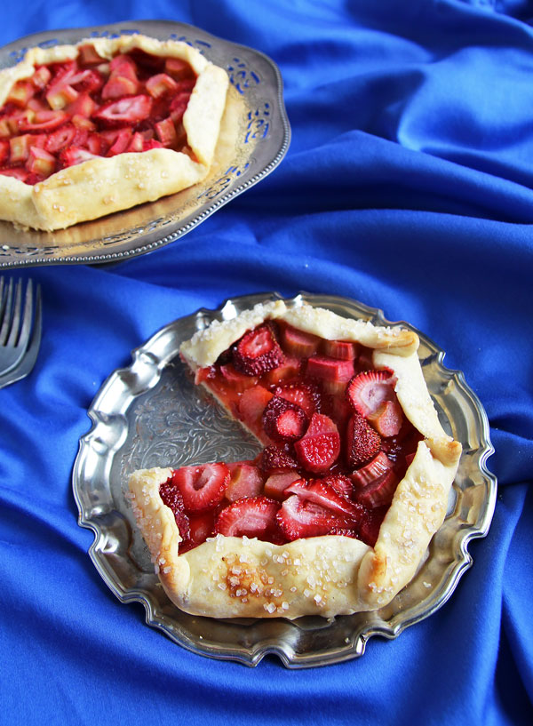 Rhubarb strawberry galette