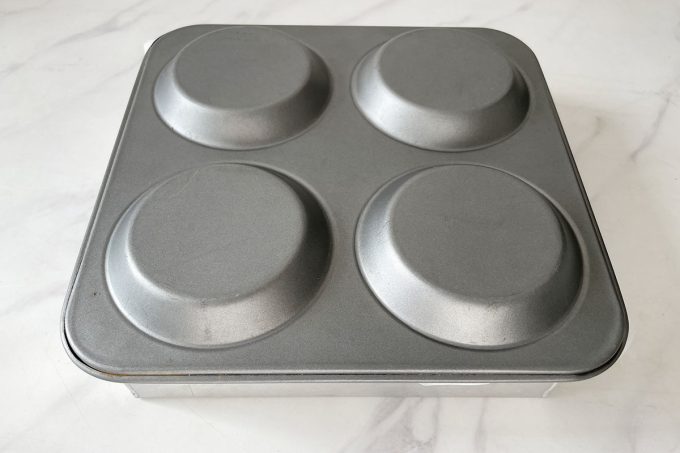 square whoopie pie baking pan inverted