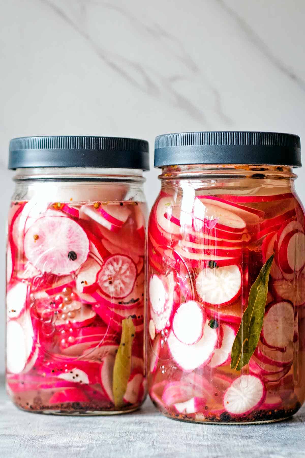 lacto fermented radishes in jars