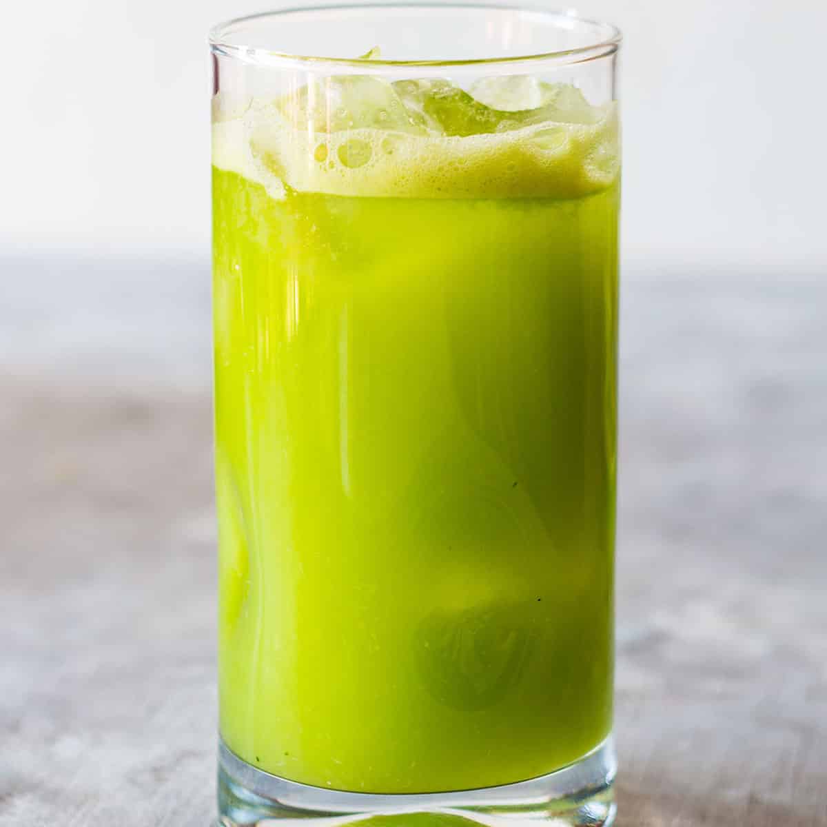 apple and cucumber juice in glass